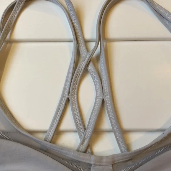 Lululemon white crisscross spaghetti strap sports bra - Picture 7 of 10
